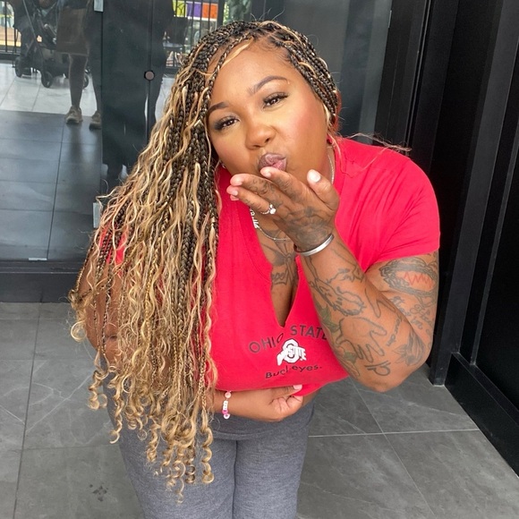 Meet your Posher, Bella - Picture 1 of 1